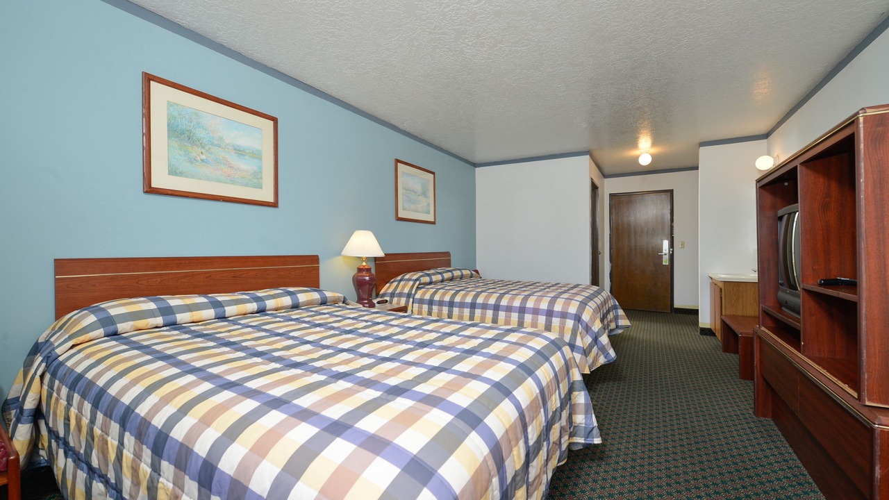 Photo of Bedroom in Salem