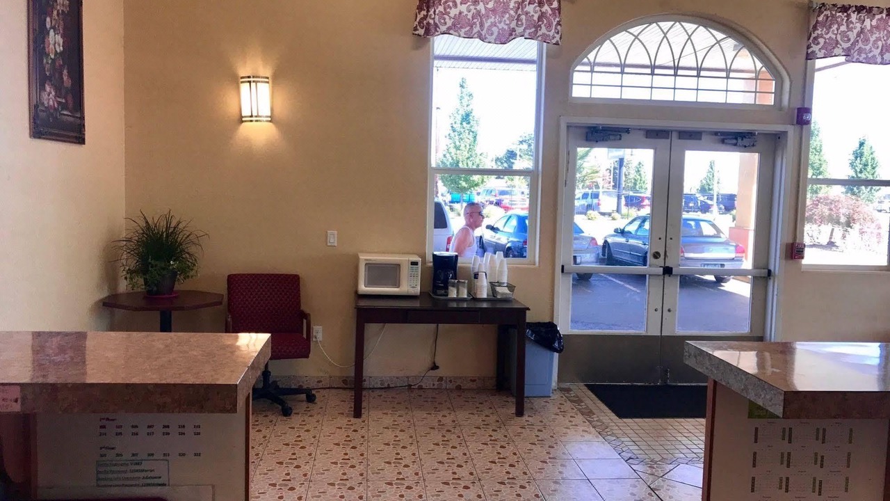 Photo of Livingroom in Salem