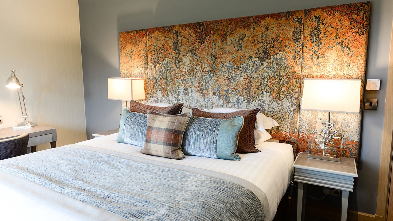 Photo of Bedroom in Fence