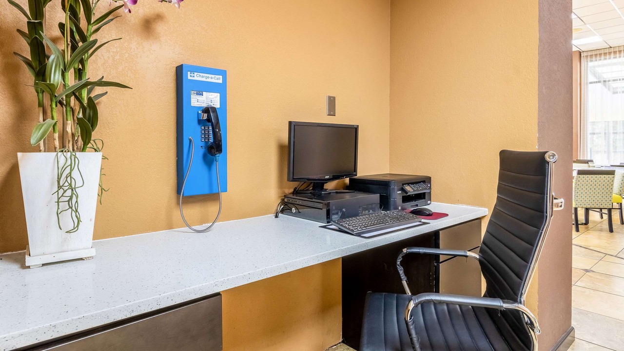 Photo of Others in Perry