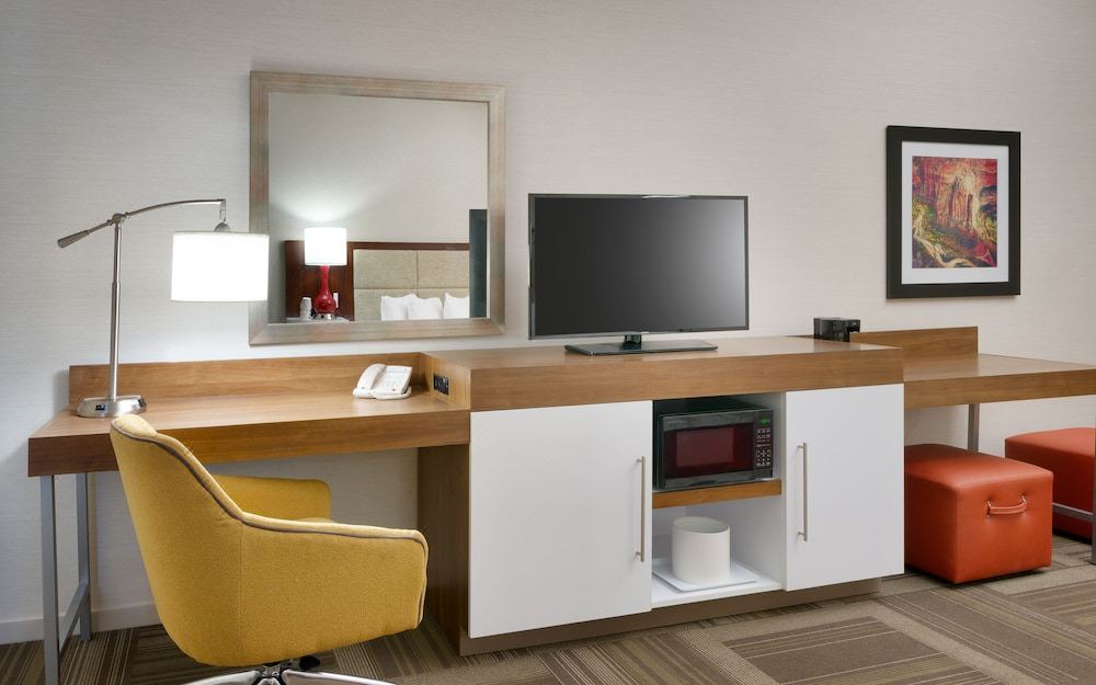 Photo of Livingroom in Lehi