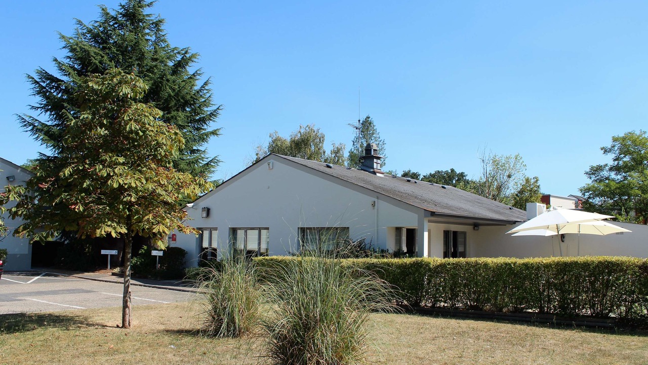 Photo of Buildings in Cleon