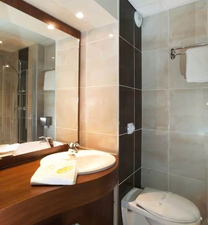 Photo of Bathroom in Joue-les-Tours