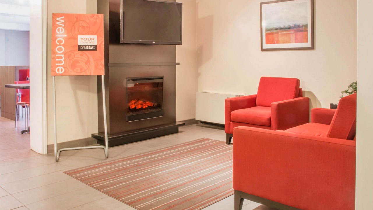 Photo of Livingroom in Dryden