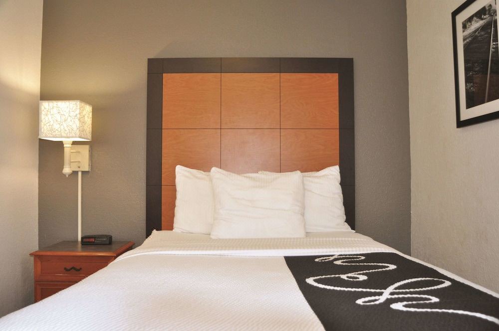 Photo of Bedroom in Knox - Henderson