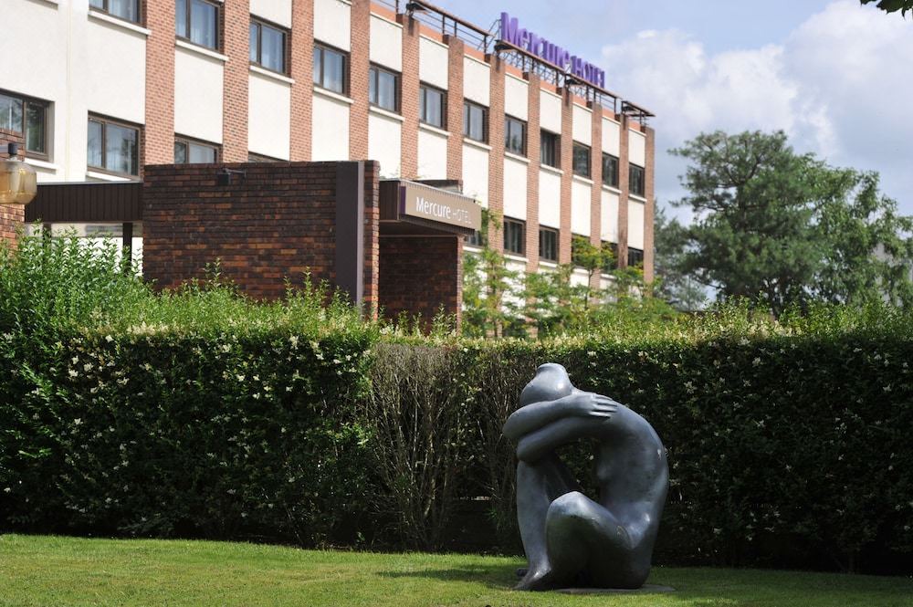 Photo of Buildings in Maurepas