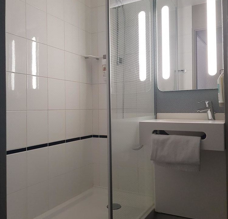 Photo of Bathroom in Saran
