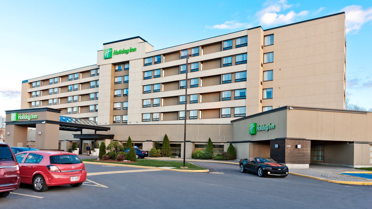 Photo of Buildings in Laval