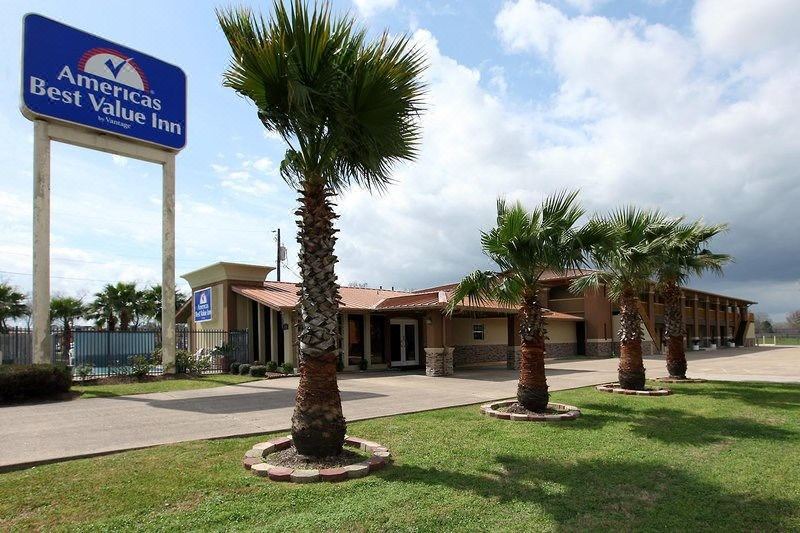 Photo of Buildings in Angleton