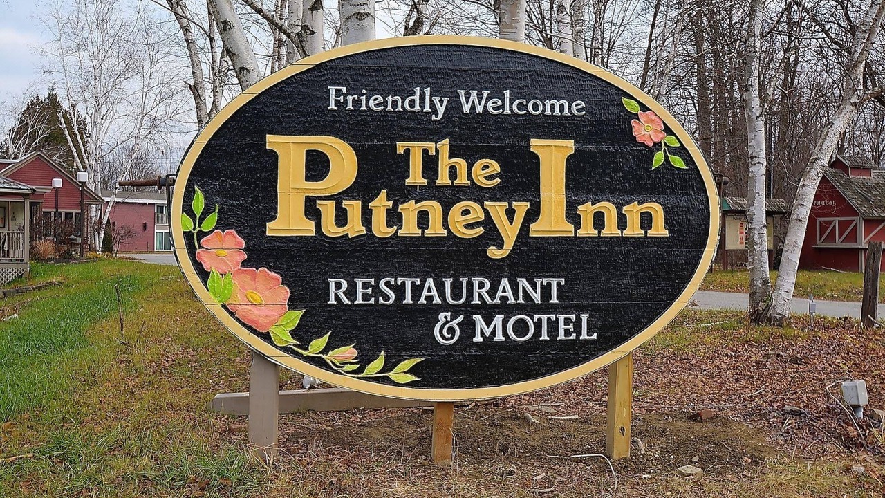 Photo of Buildings in Putney