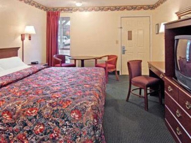 Photo of Bedroom in Canton