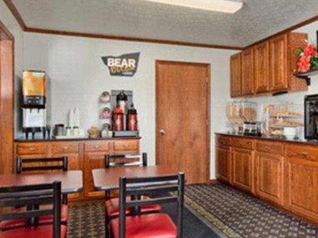 Photo of Others in Mansfield