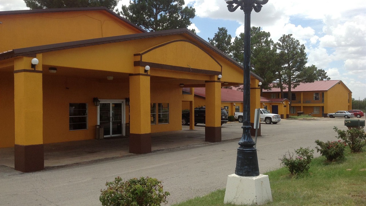 Photo of Buildings in Sweetwater