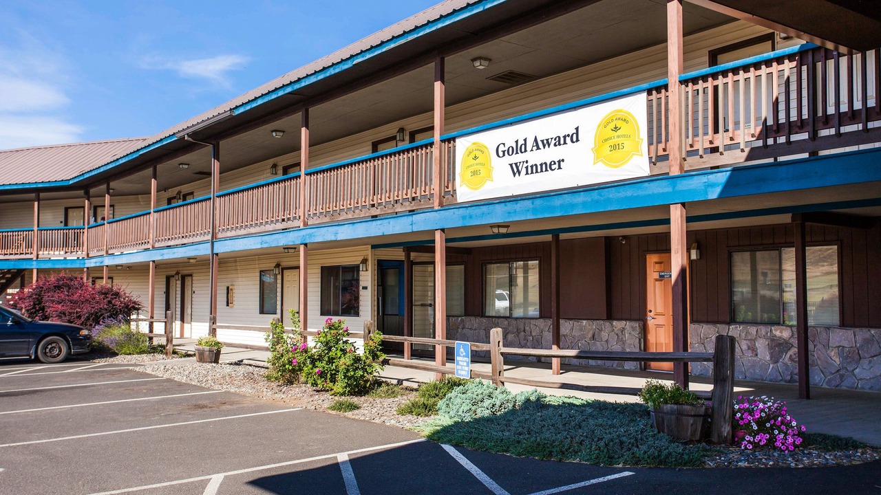 Photo of Buildings in Goldendale
