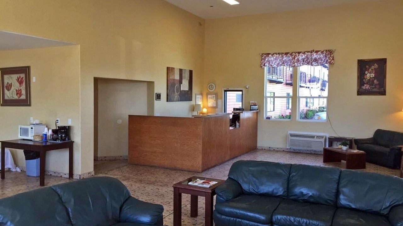 Photo of Livingroom in Salem