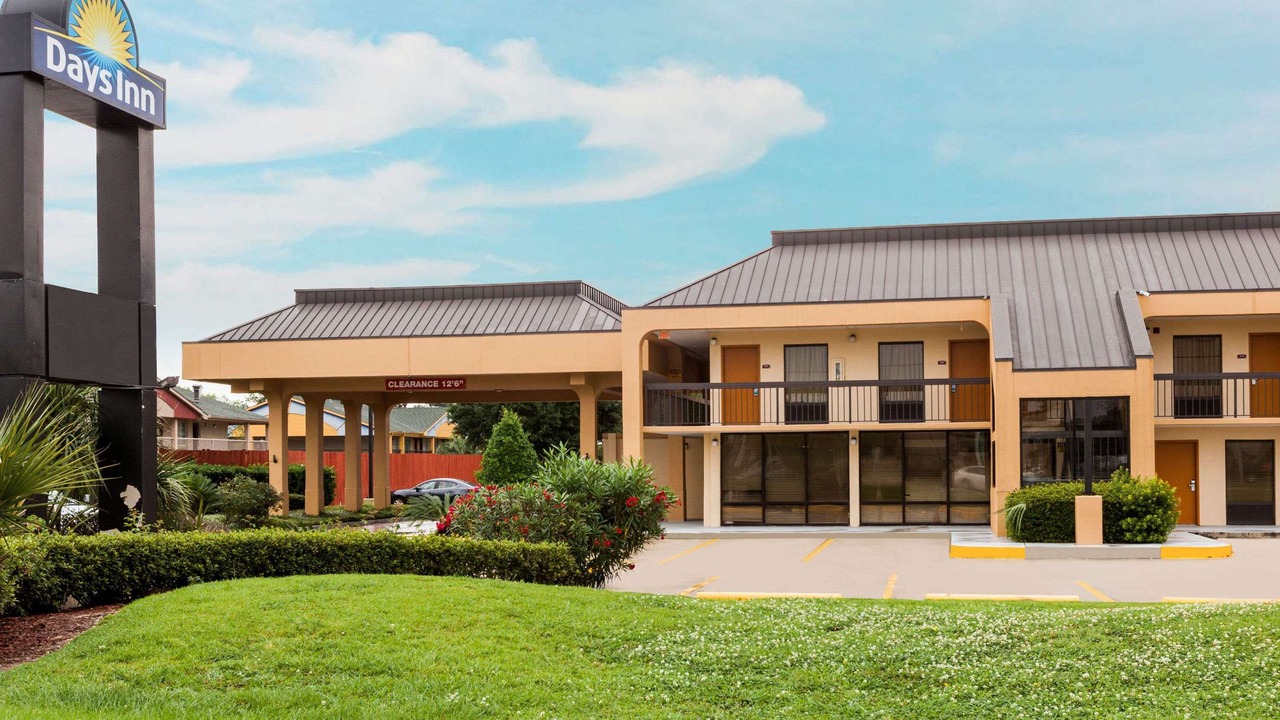 Photo of Buildings in Broadmoor