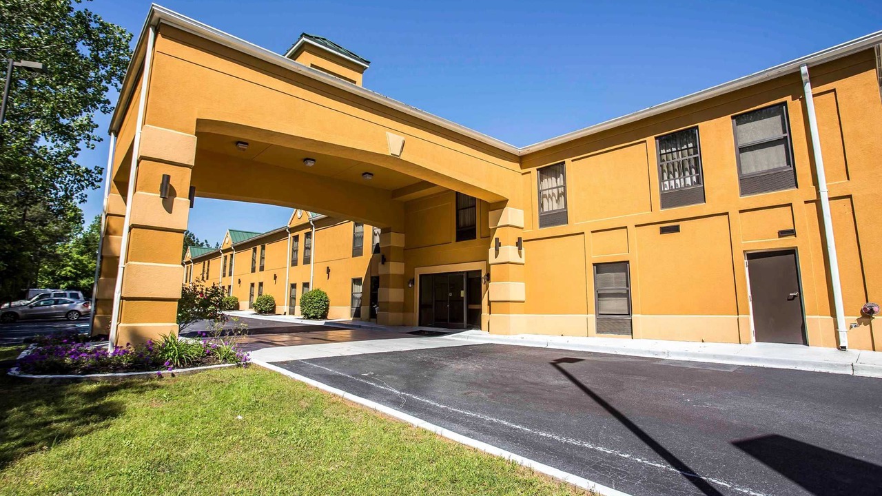 Photo of Buildings in Union