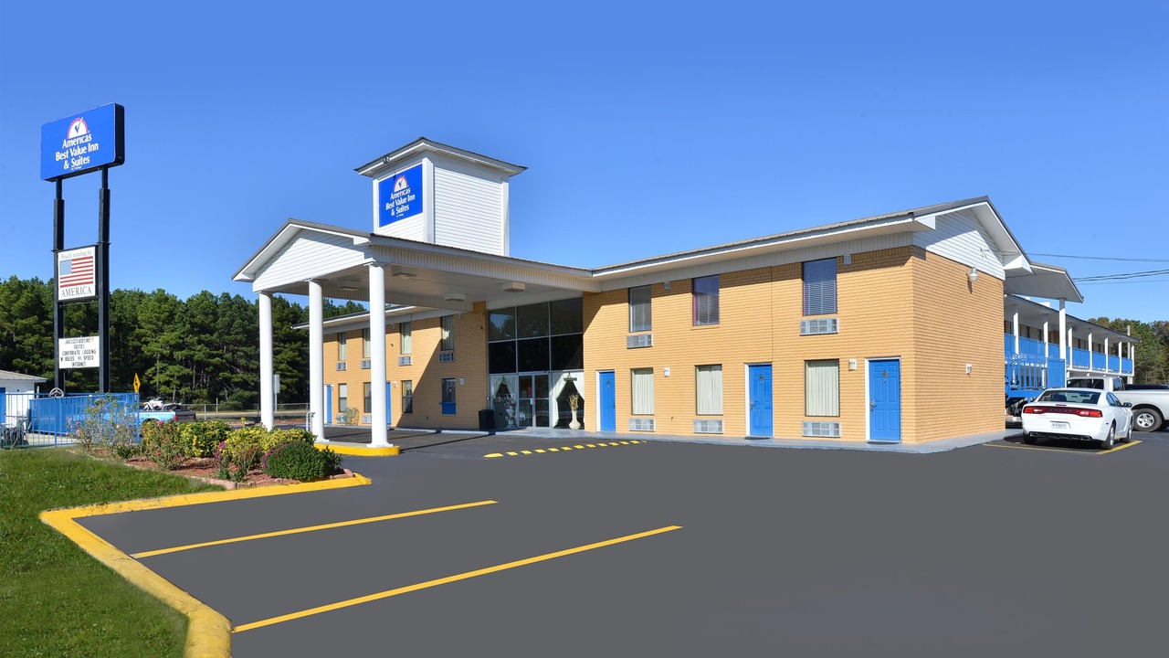 Photo of Buildings in Hope