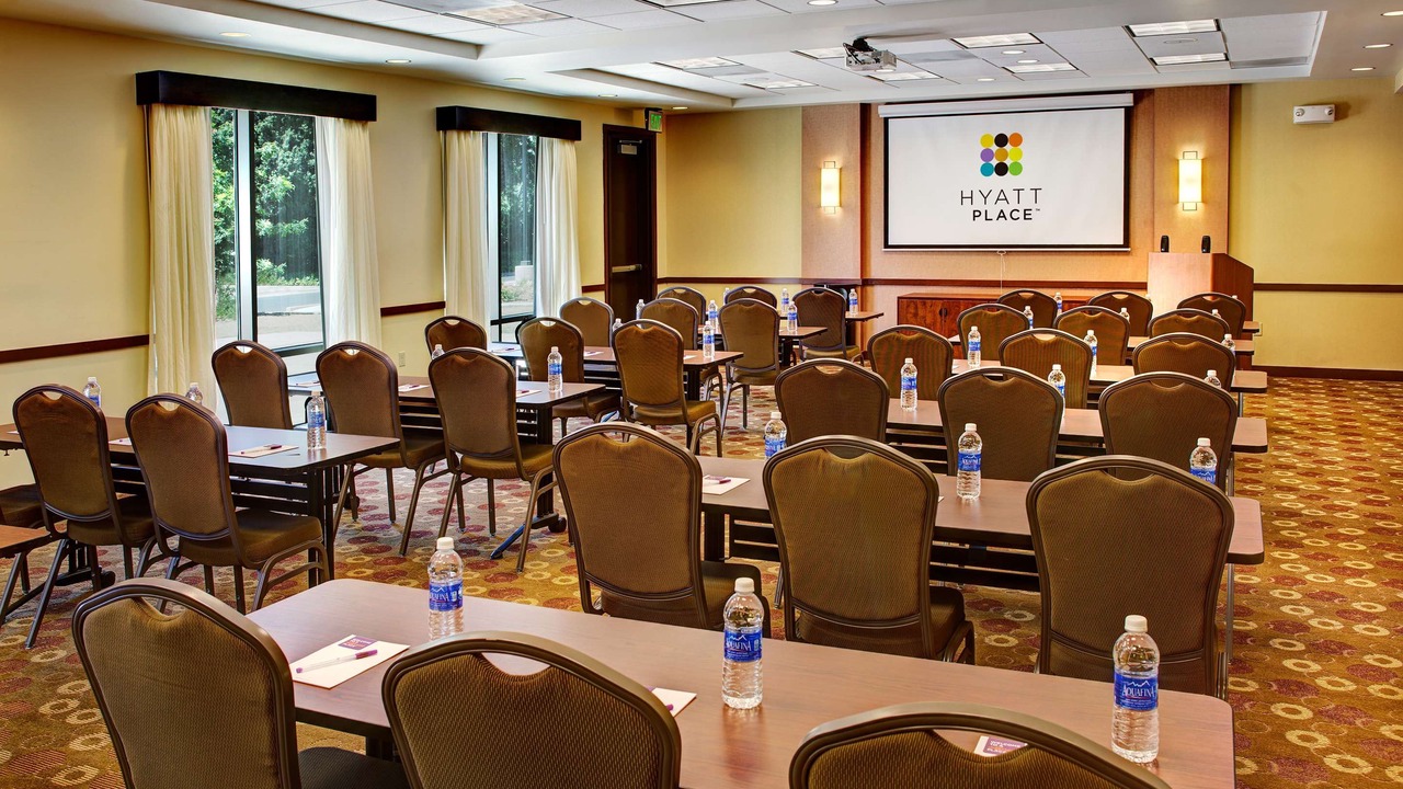 Photo of Livingroom in Davis