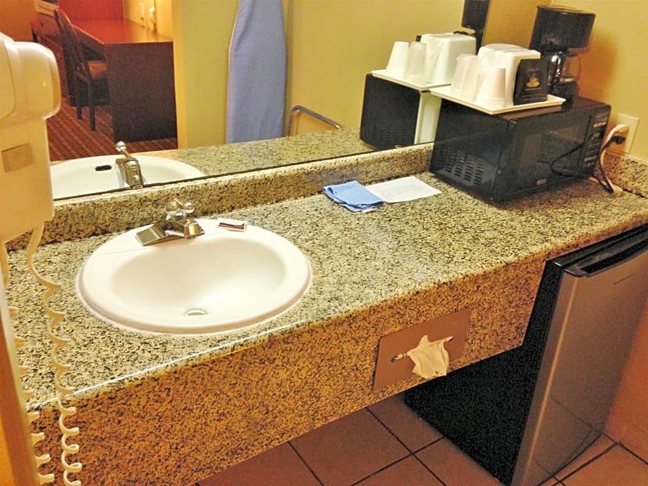Photo of Bathroom in Caddo Valley