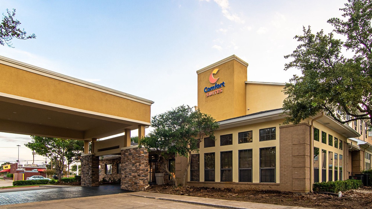 Photo of Buildings in Northwest Dallas