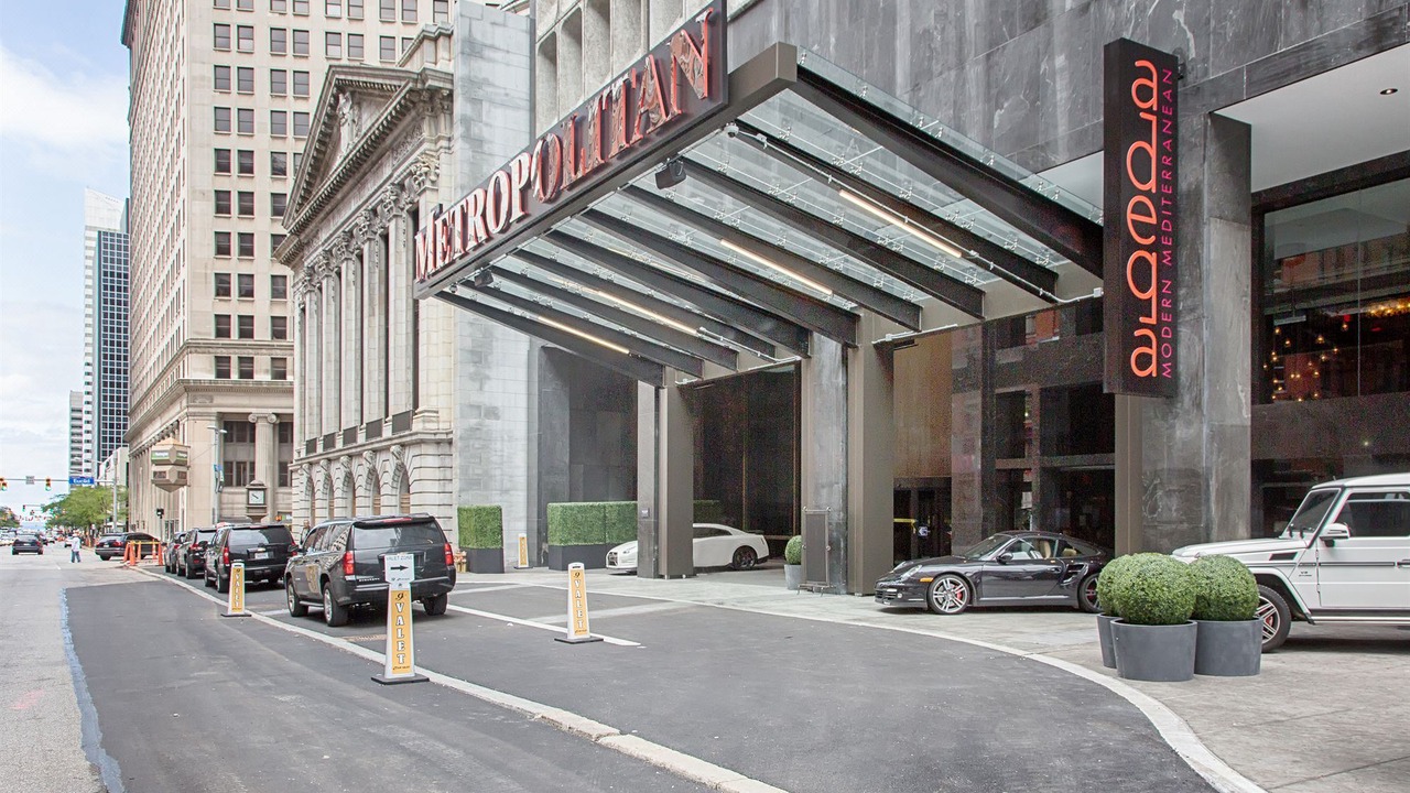 Photo of Buildings in Gateway District