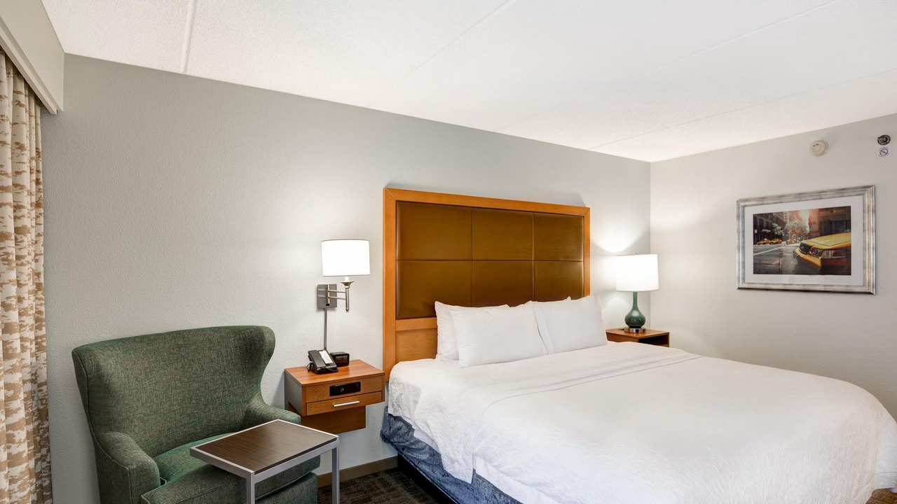 Photo of Bedroom in Newtonville