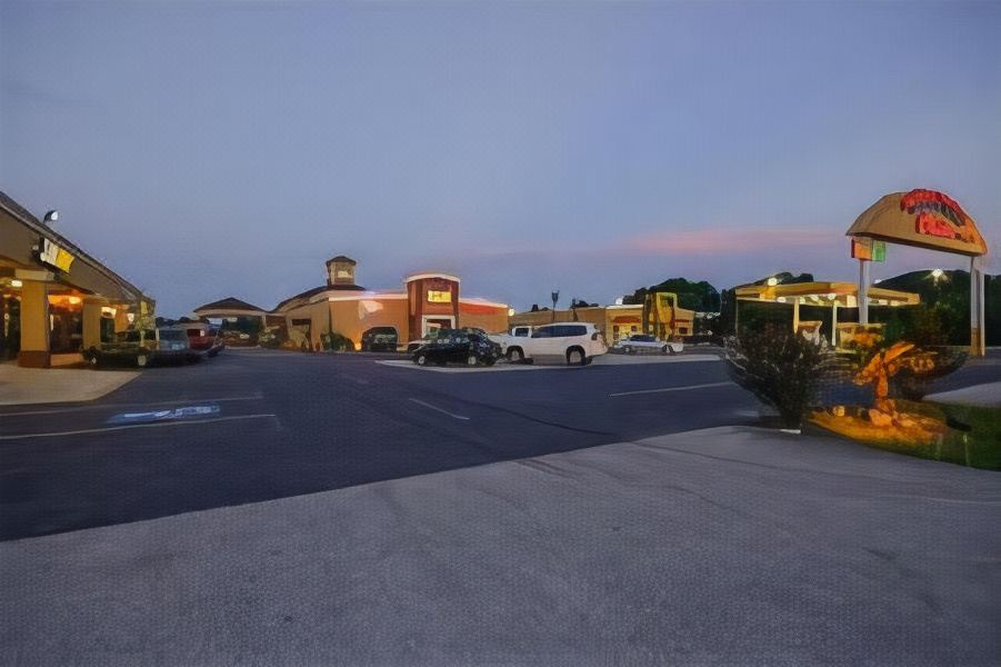 Photo of Buildings in Vinton