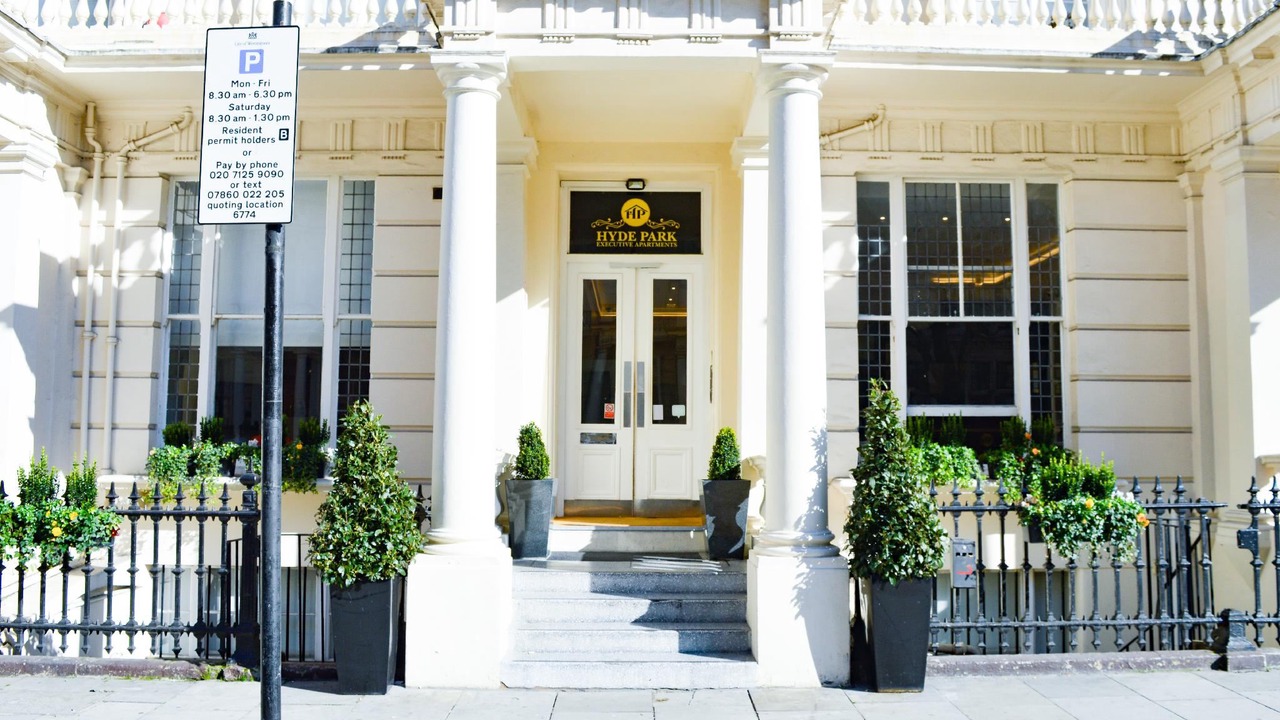 Photo of Buildings in Lancaster Gate