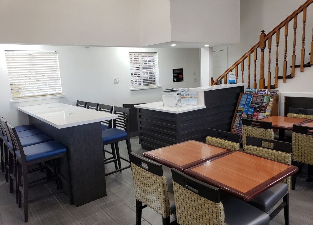 Photo of Livingroom in Bishop