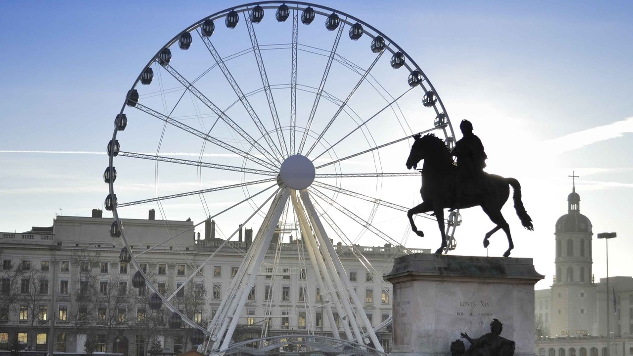 Photo of Buildings in 2nd Arrondissement