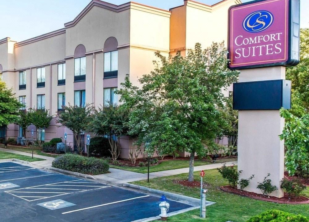 Photo of Buildings in Woodstock