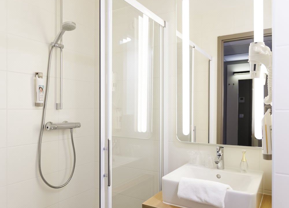 Photo of Bathroom in Lannion