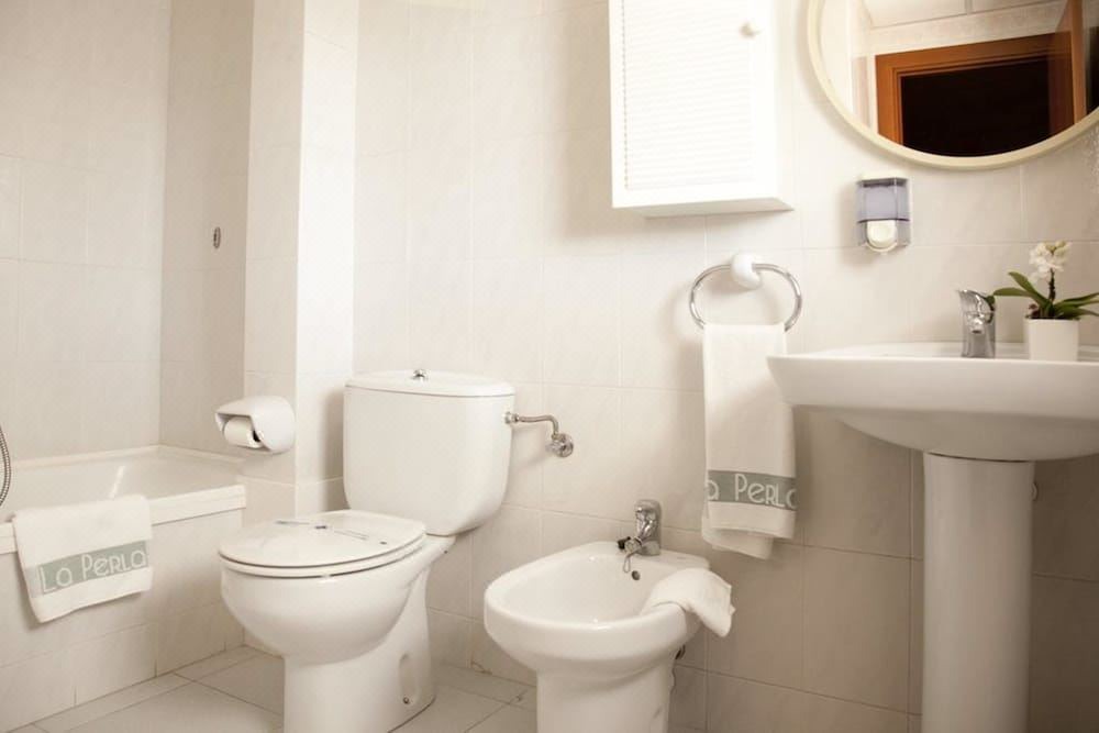 Photo of Bathroom in Olot