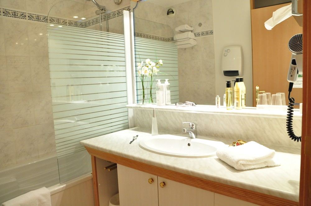 Photo of Bathroom in La Chapelle-sur-Erdre