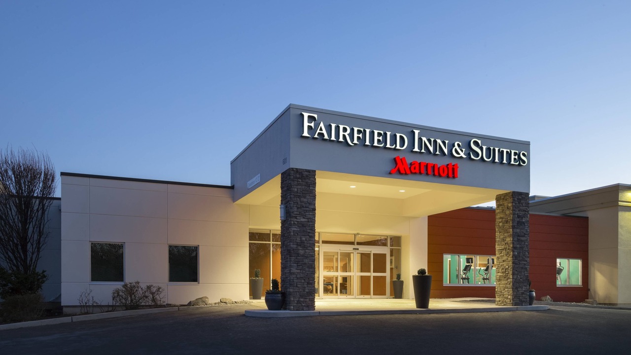 Photo of Buildings in Fort Lee - Paramus