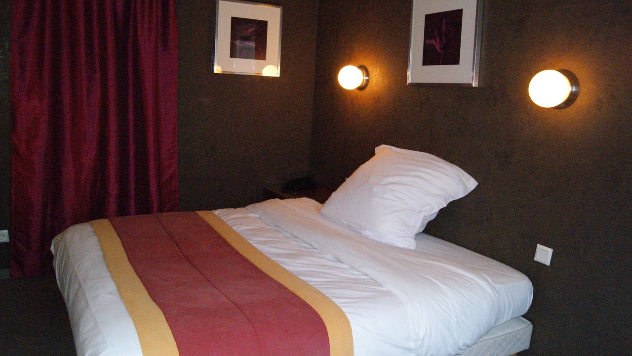 Photo of Bedroom in Rouen City Centre