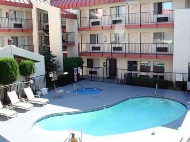 Photo of Outdoor in Cornwall Park