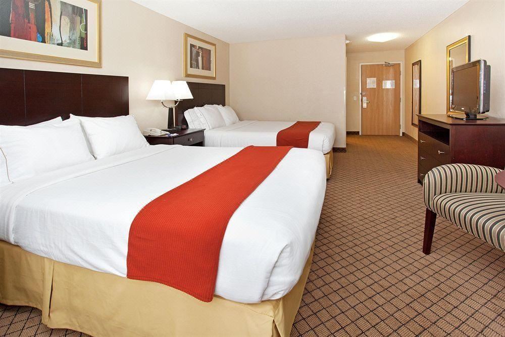 Photo of Bedroom in Green River