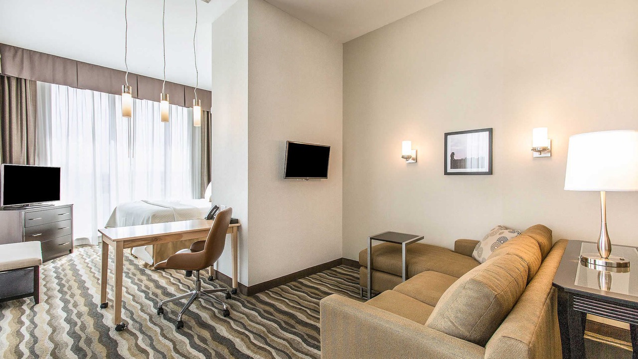 Photo of Livingroom in Avon