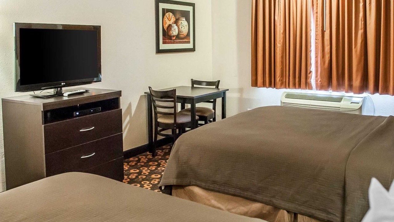 Photo of Bedroom in Southside