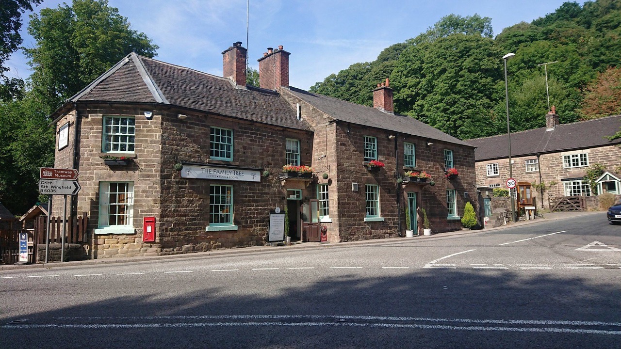 Photo of Buildings in Whatstandwell