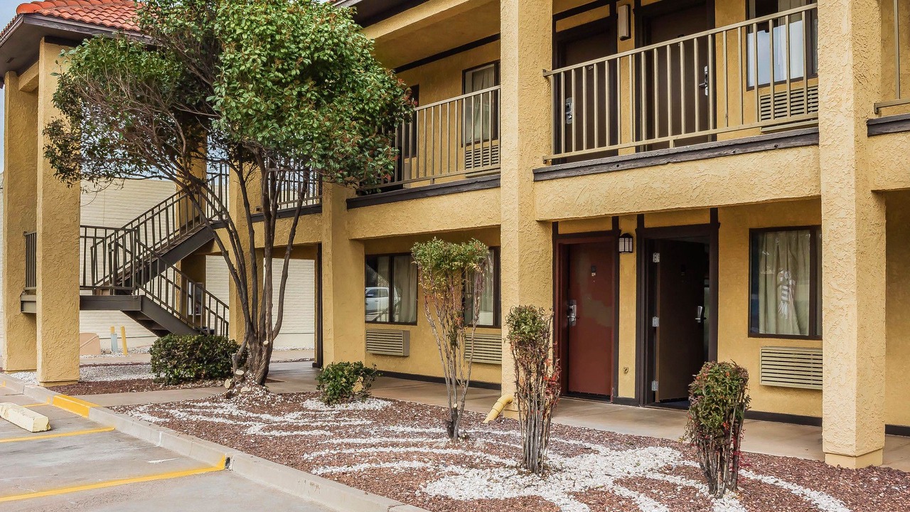 Photo of Buildings in Sierra Vista