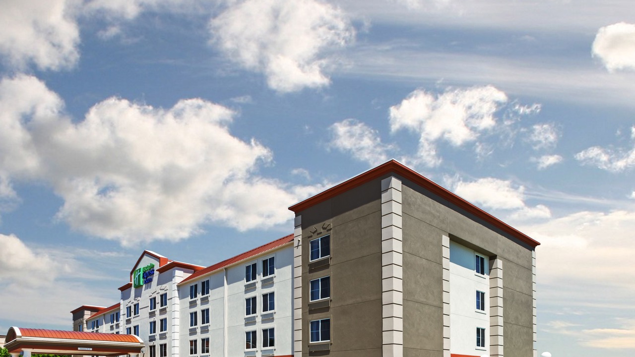 Photo of Buildings in Lewisville