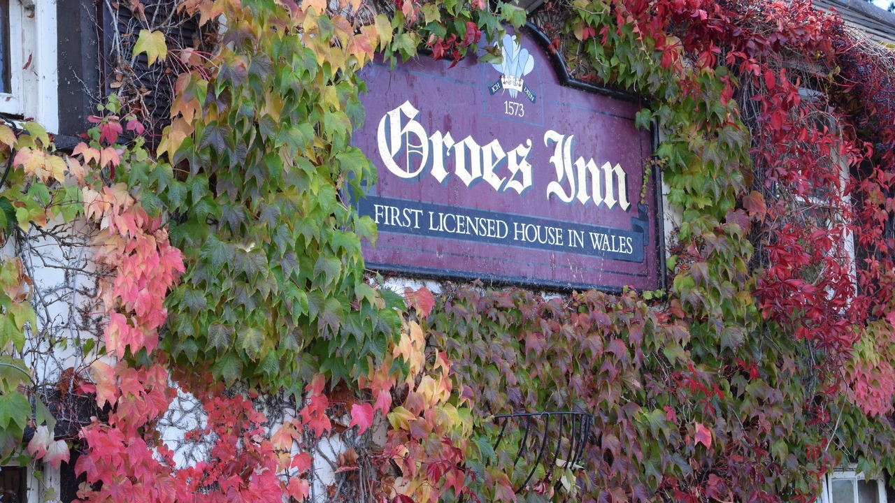 Photo of Buildings in Henryd