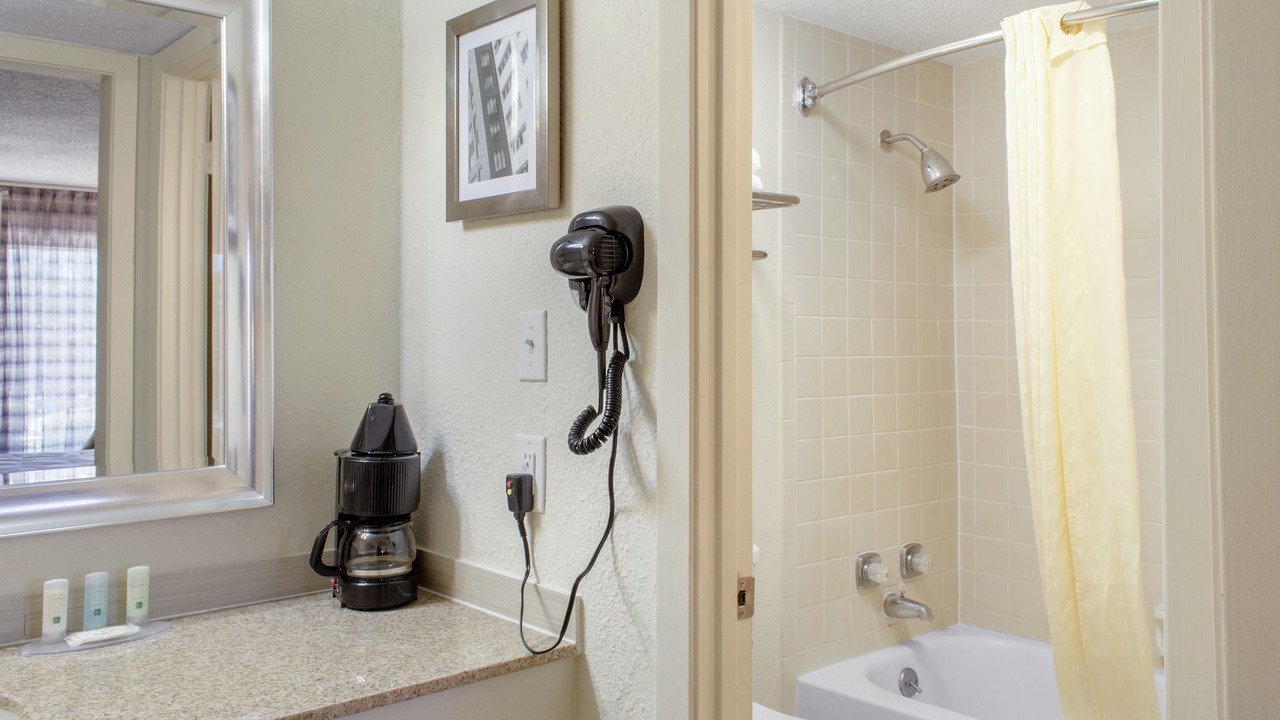 Photo of Bathroom in Laurel