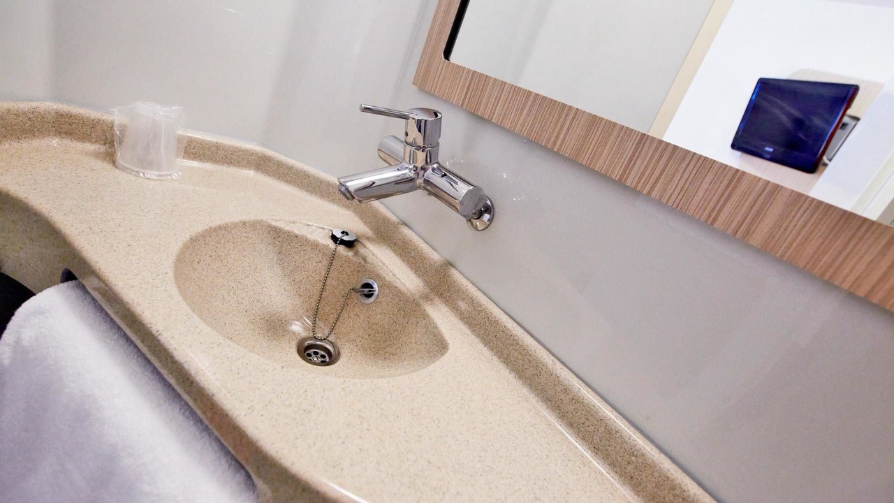 Photo of Bathroom in Fleury-Merogis
