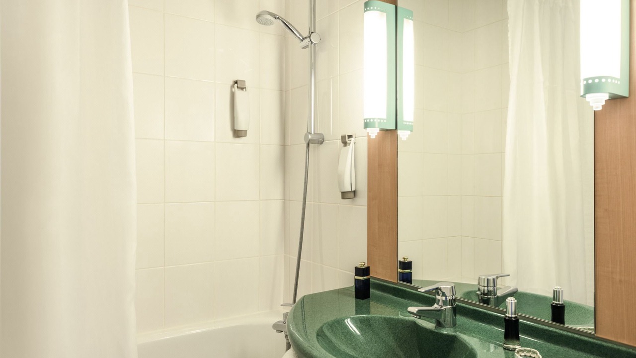 Photo of Bathroom in Egletons