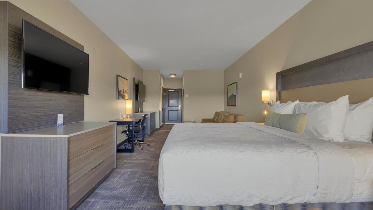 Photo of Bedroom in West Colorado Springs