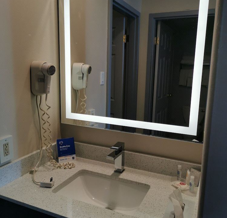 Photo of Others in Banff Trail